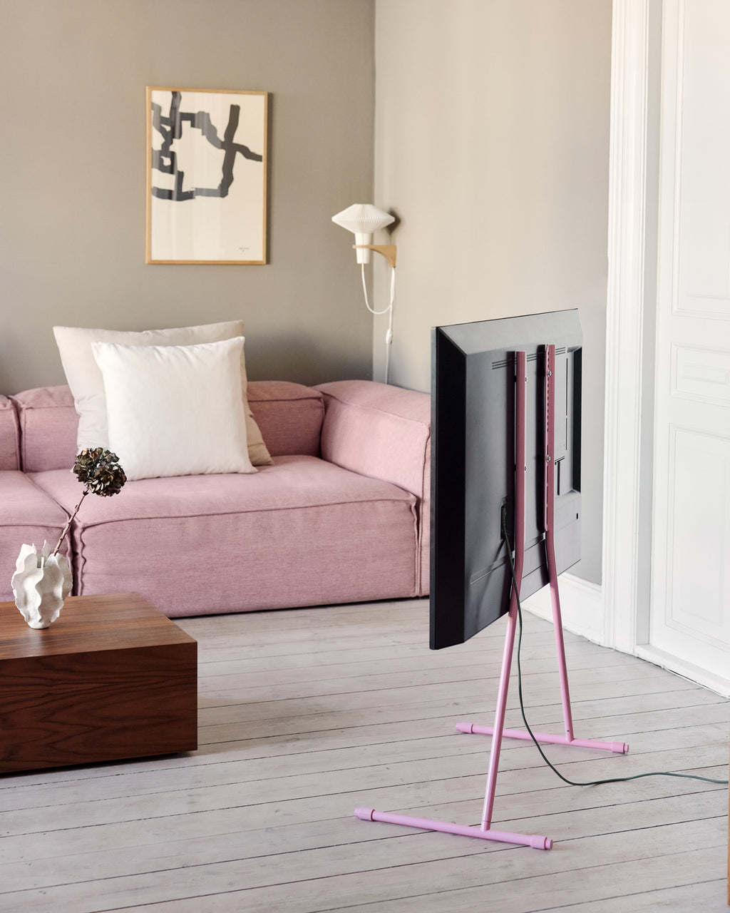 Pedestal Viva TV Stands 015 Bubble Gum