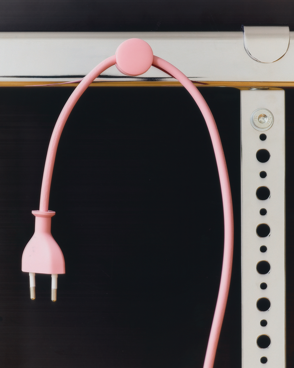 Pedestal Cable Dots Cable Managers 007 Pearl