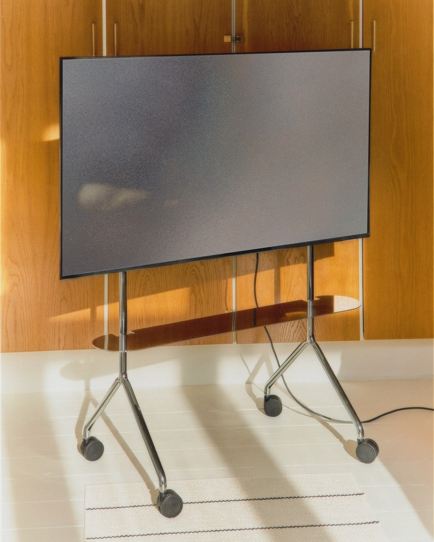 Pedestal Moon Light TV Stands 020 Chrome